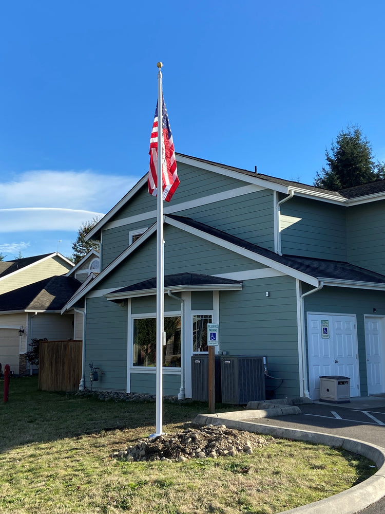 20' 1-Piece External Halyard Aluminum Flagpole - 22'x2"x3"x.125"