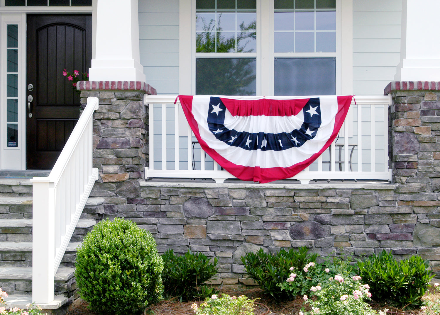 PATRIOTIC DECOR