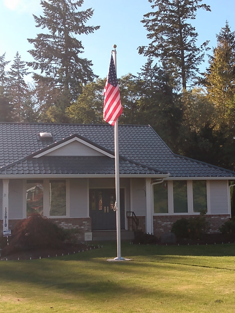 20' 1-Piece External Halyard Aluminum Flagpole - 22'x2"x3"x.125"