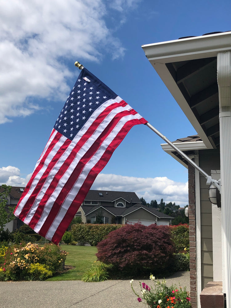 2.5x4 American Outdoor Sewn Polyester House Flag with Sleeve